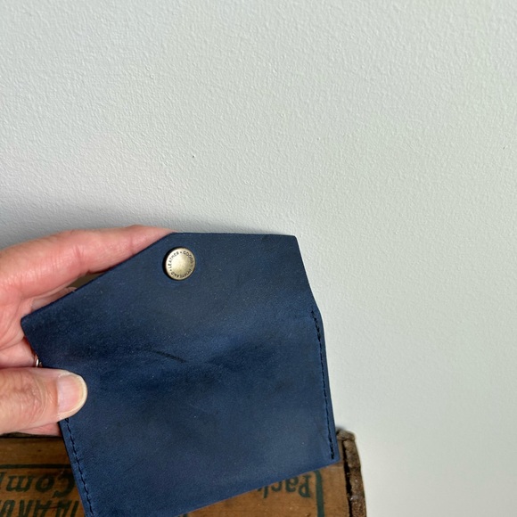 Portland Leather Mini Envelope Wallet in Deep Water - Picture 3 of 4